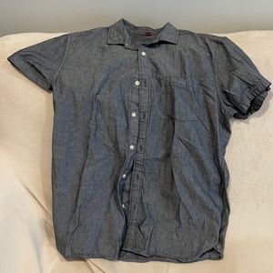Men’s casual button down